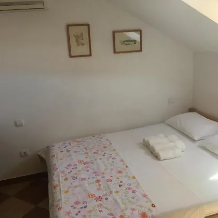 And Katija & Egon 3*