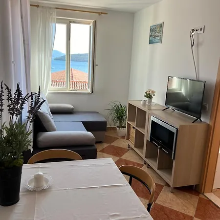 And Katija & Egon 3* Корчула