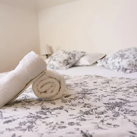 And Katija & Egon 3*