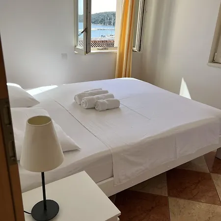 And Katija & Egon 3* Korčula